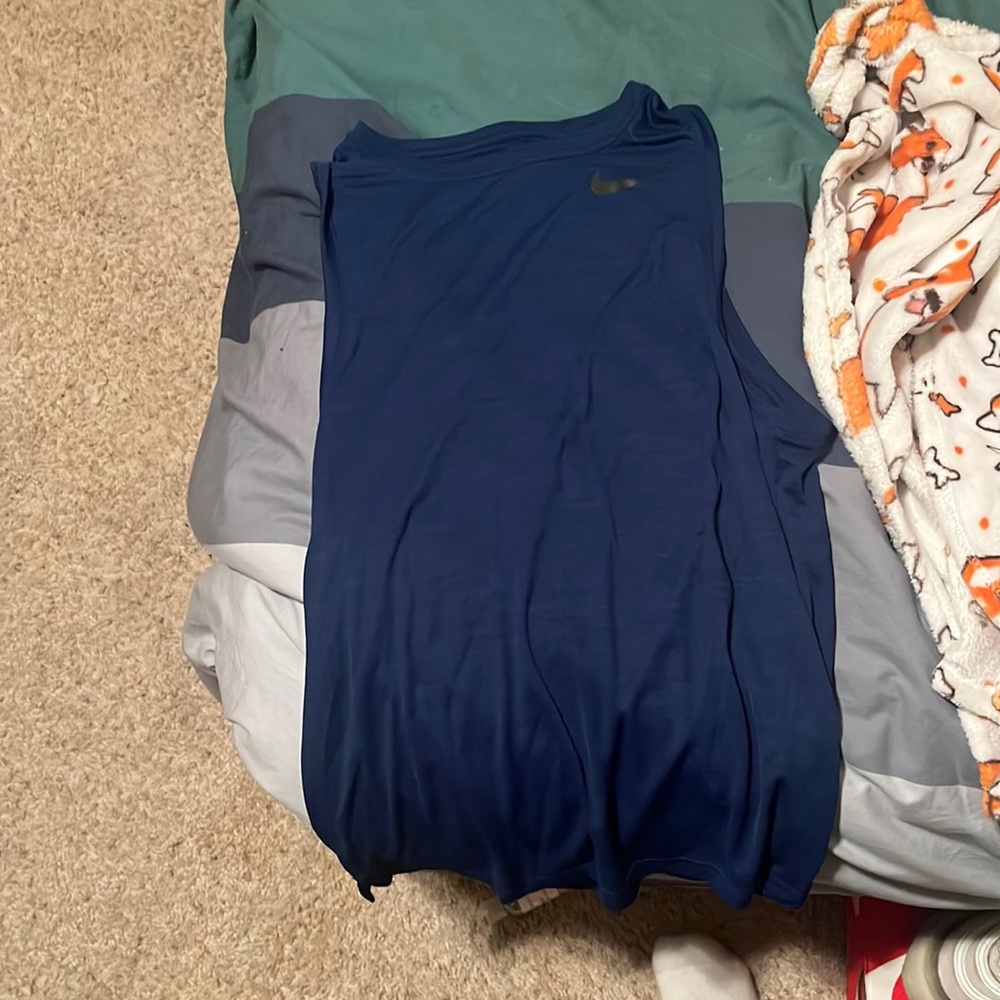 Nike tank tee